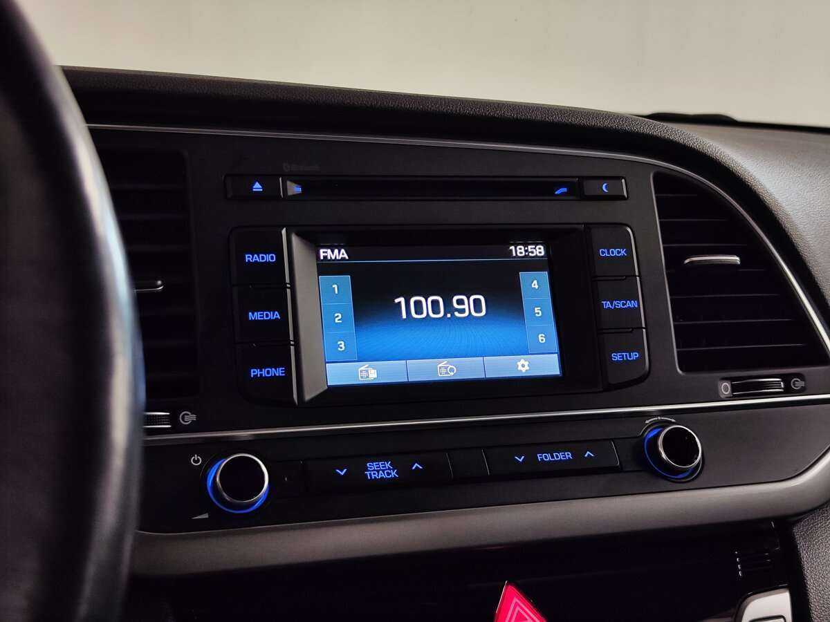 Hyundai Elantra, 2016 Фото №13