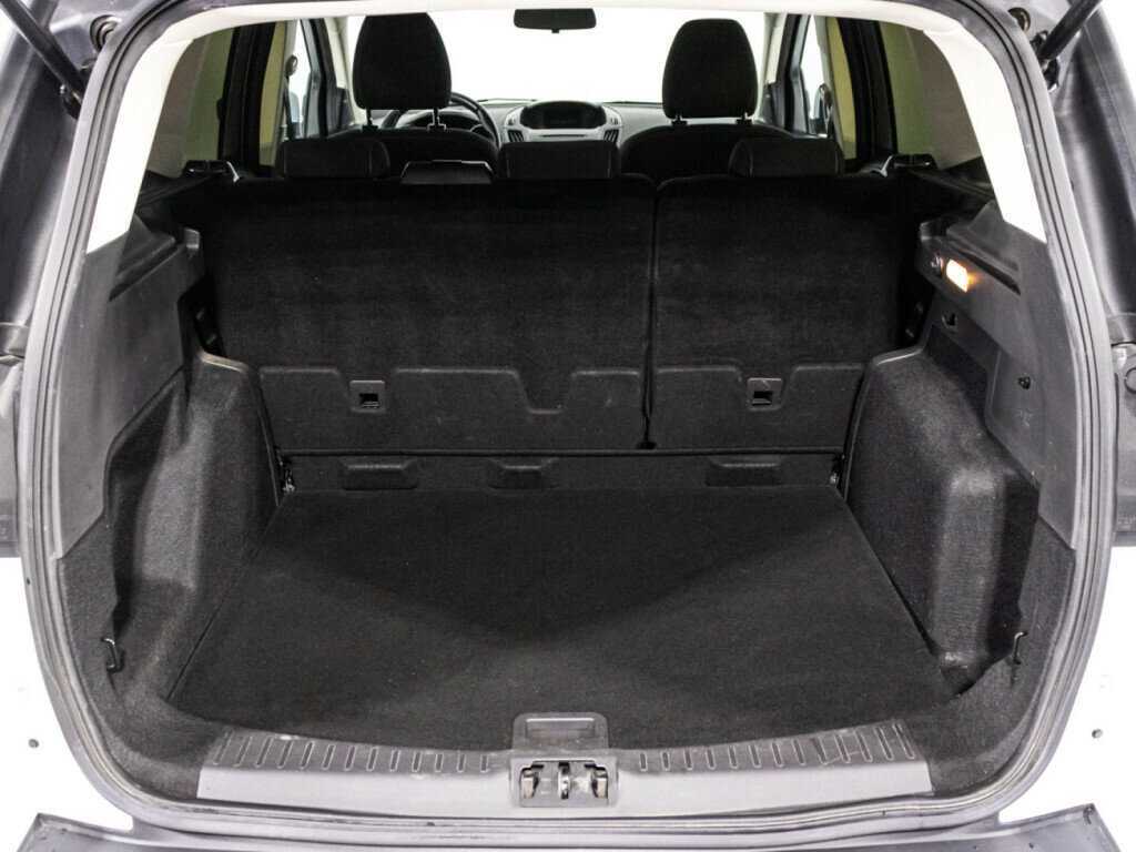 Ford Kuga, 2018 Фото №15