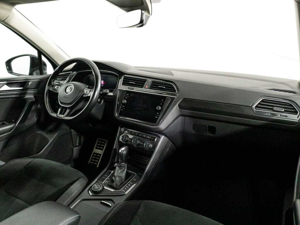 Volkswagen Tiguan, 2019 Фото №9