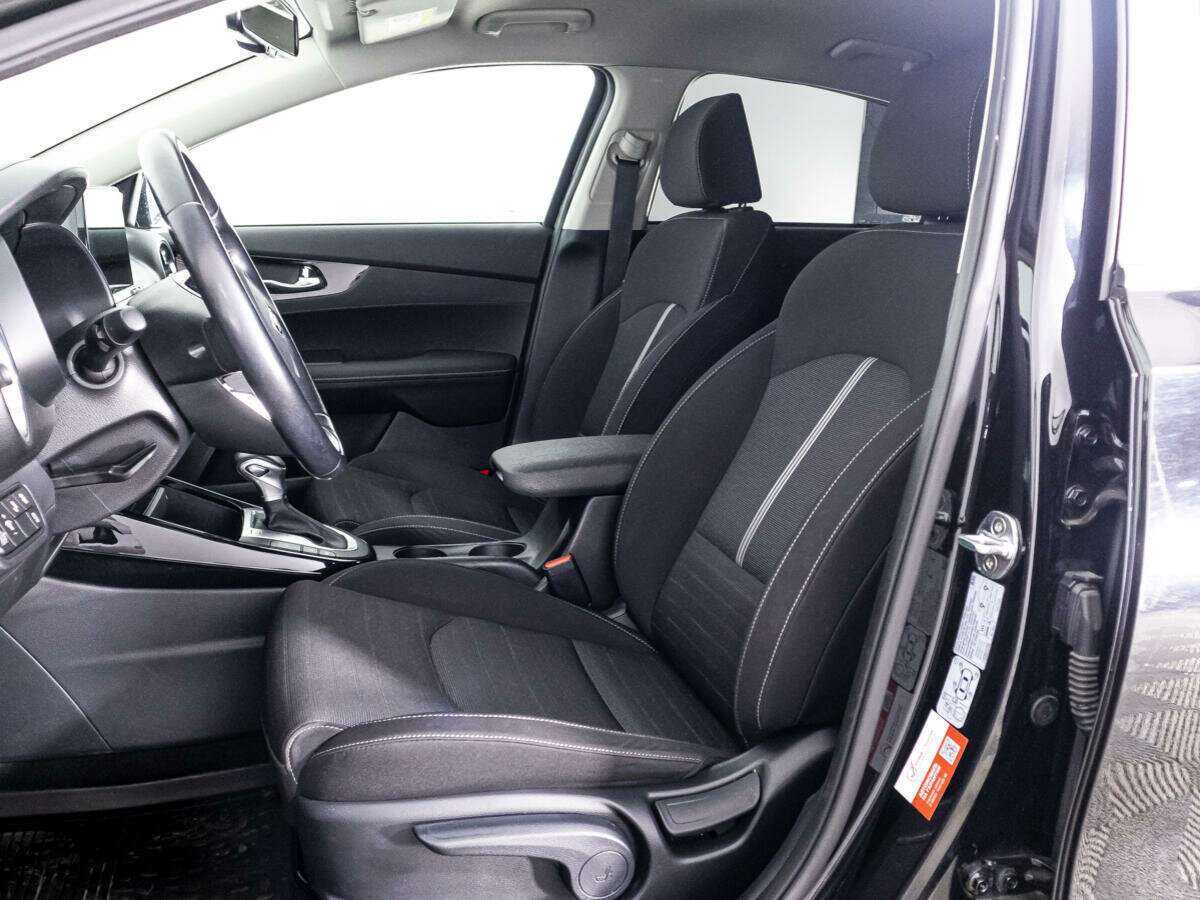 Kia Cerato, 2019 Фото №16