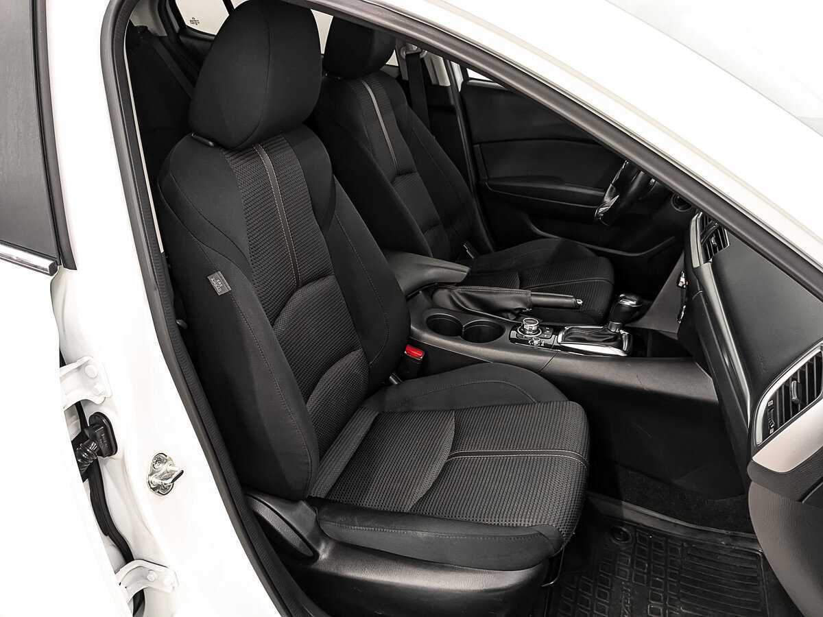 Mazda 3, 2018 Фото №22