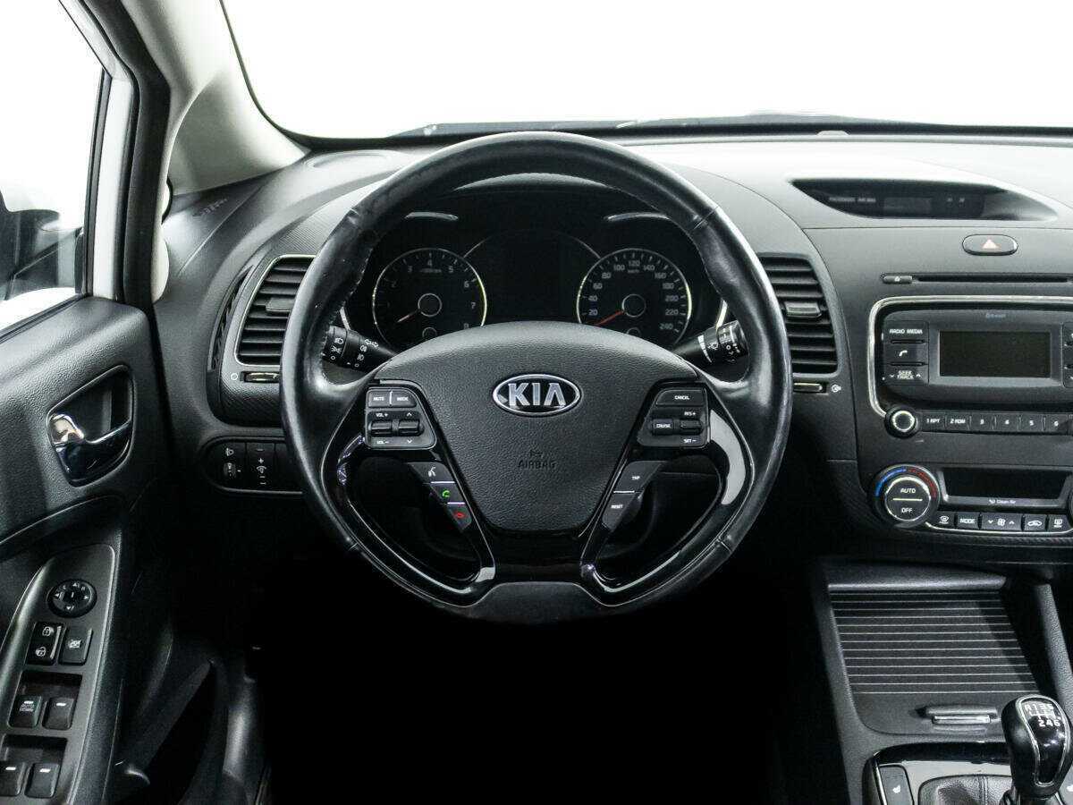 Kia Cerato, 2017 Фото №16