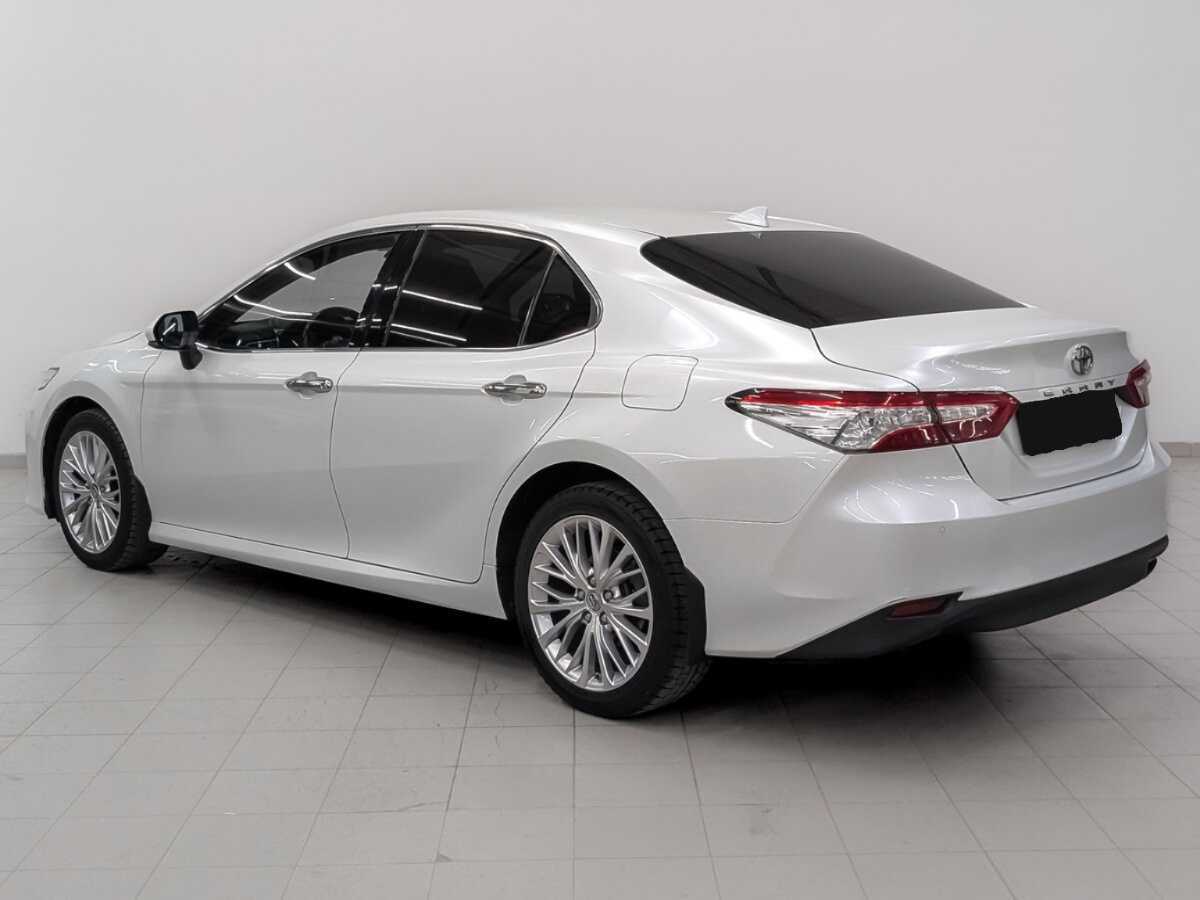 Toyota Camry, 2019 Фото №7