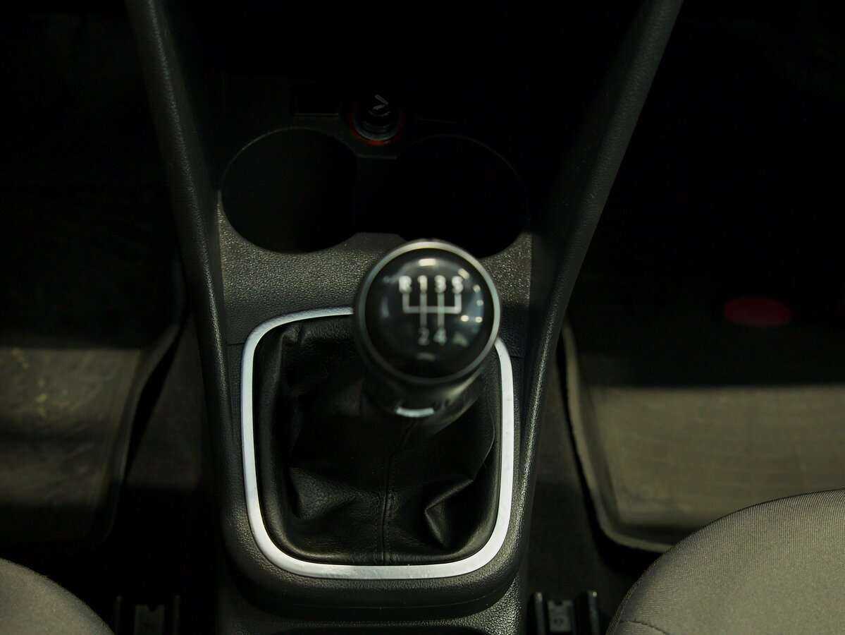 Volkswagen Polo, 2016 Фото №8