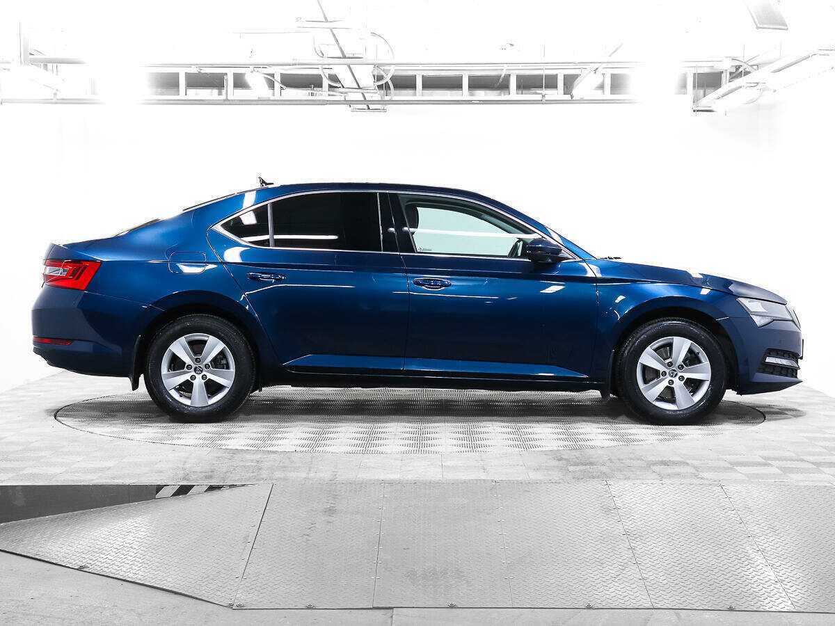 Skoda Superb, 2021 Фото №4