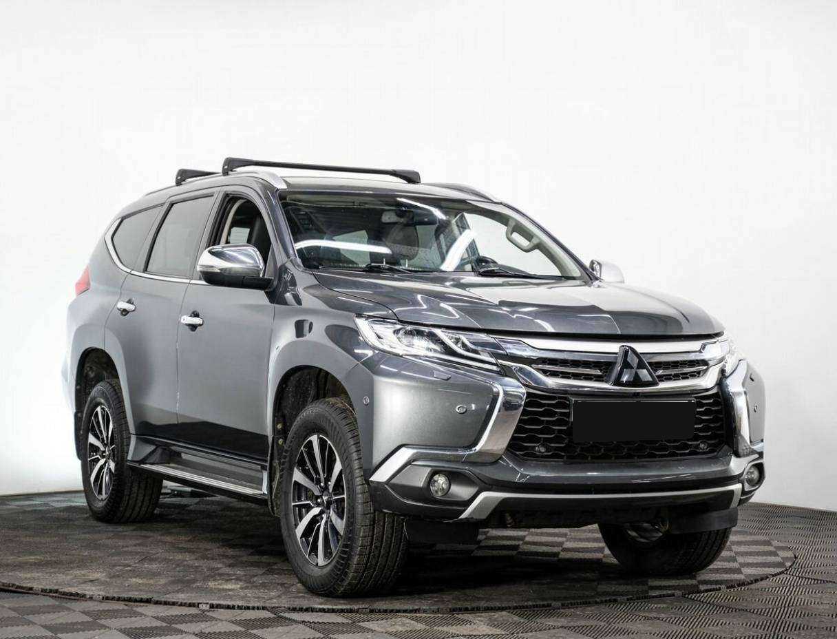 Mitsubishi Pajero Sport, 2018 - 128 000 км. | Фото №3