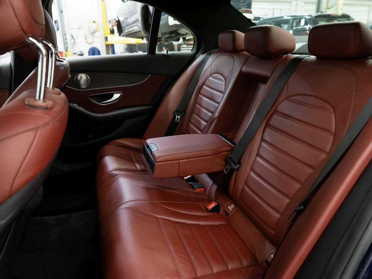 Mercedes-Benz C-Класс 180, 2014 - 122 000 км. | Фото №7