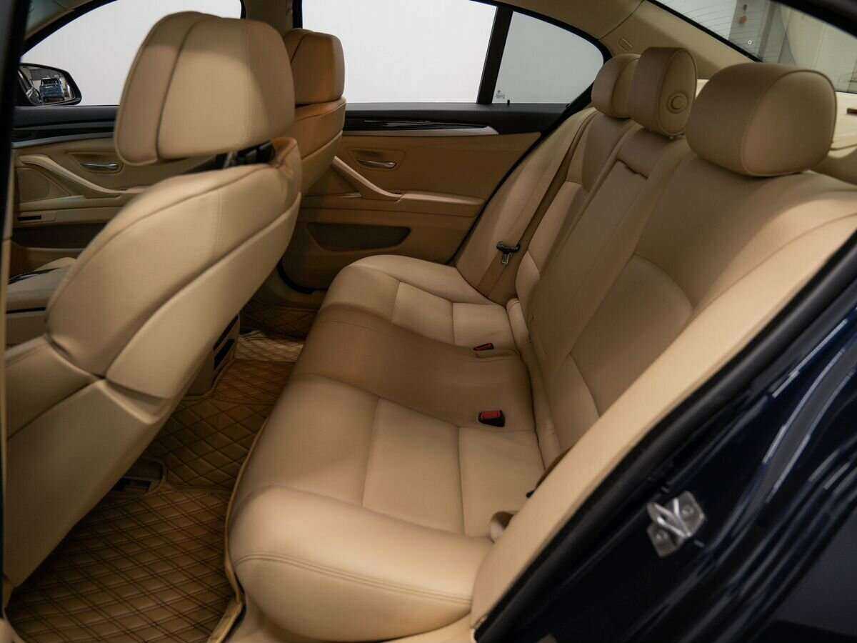 BMW 5 серии 530d xDrive, 2013 Фото №12