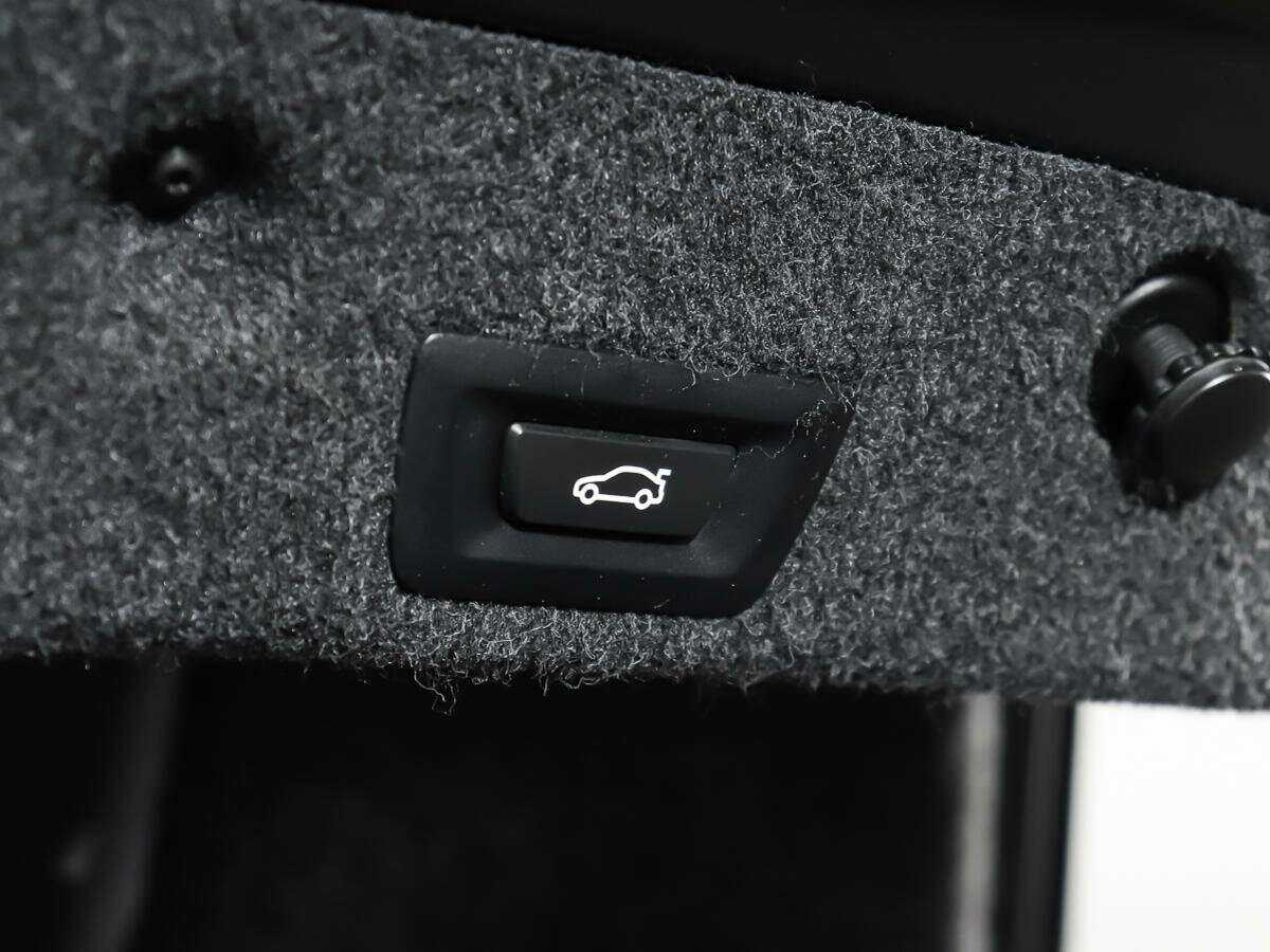 BMW 5 серии 528i xDrive, 2013 Фото №17