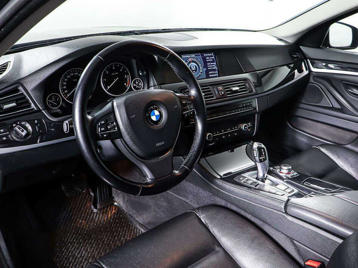 BMW 5 серии 530d xDrive, 2012 Фото №13