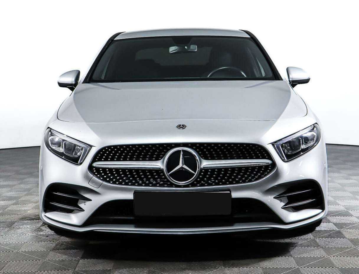Mercedes-Benz A-Класс 200, 2019 Фото №2