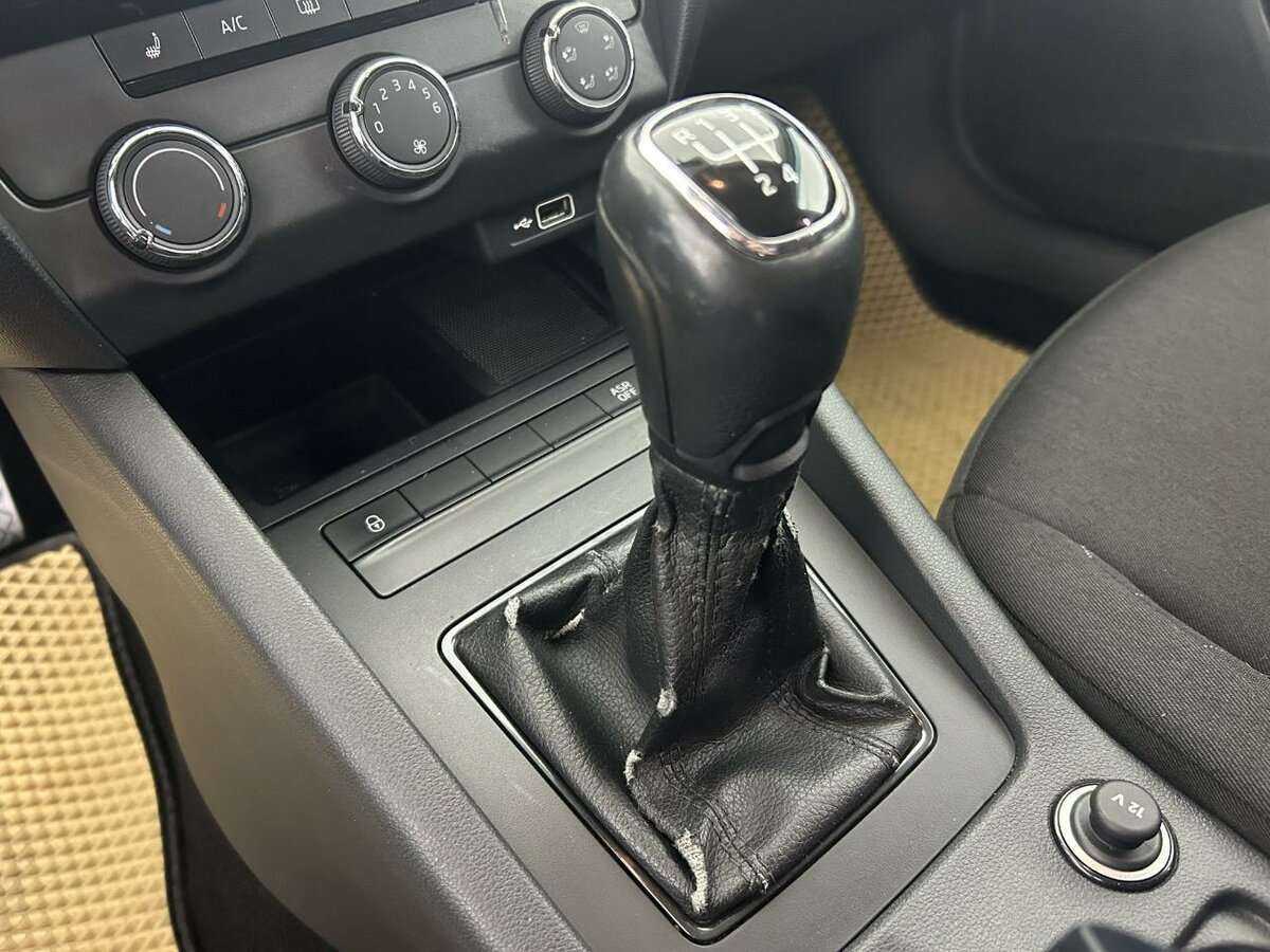 Skoda Octavia, 2018 Фото №13