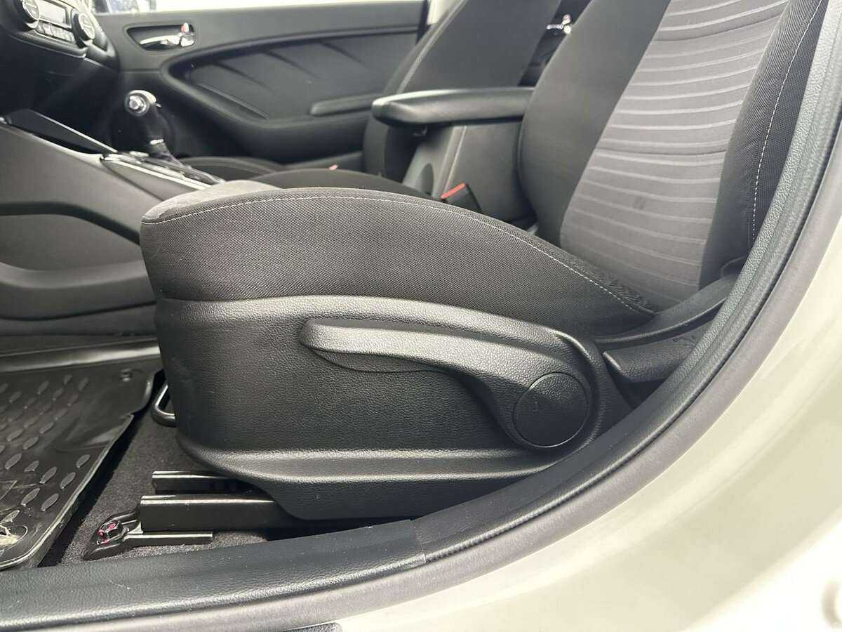 Kia Cerato, 2018 Фото №10