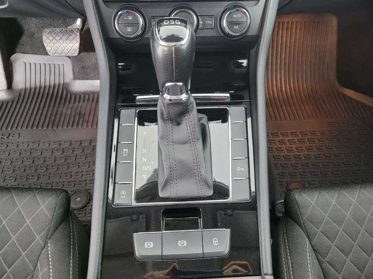 Skoda Superb, 2016 Фото №13