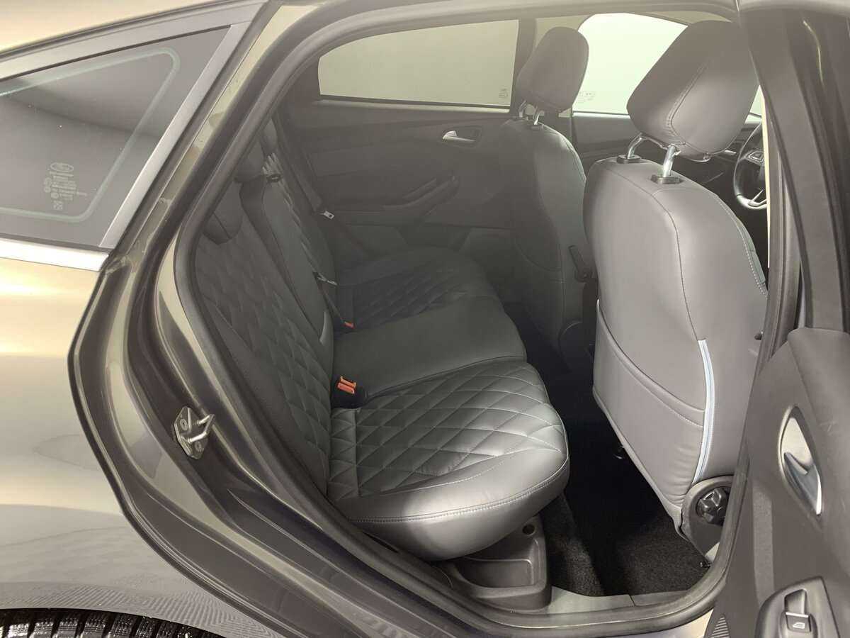 Ford Focus, 2018 Фото №14