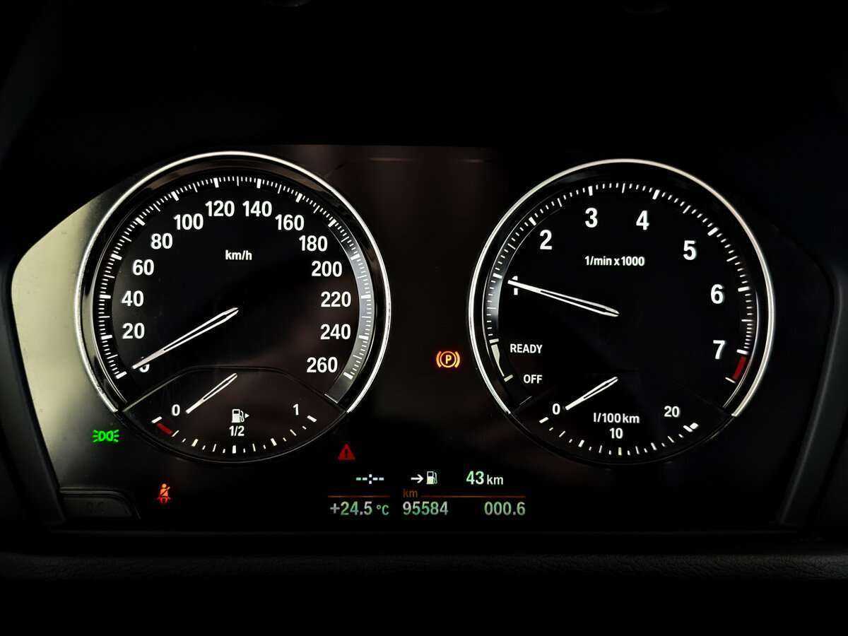 BMW X1 18i sDrive, 2019 Фото №11