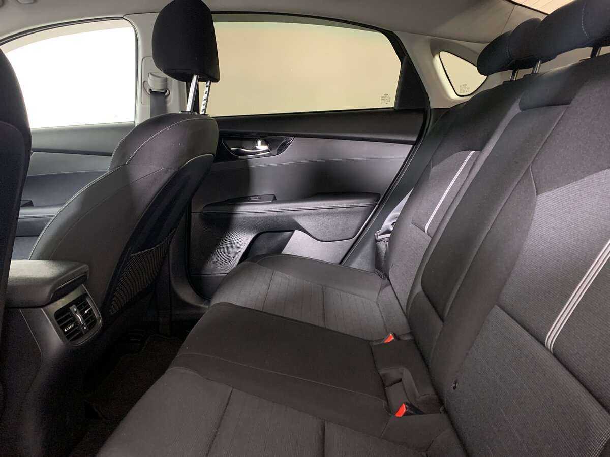 Kia Cerato, 2019 Фото №16