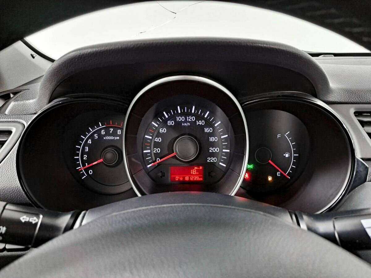 Kia Rio, 2015 Фото №11