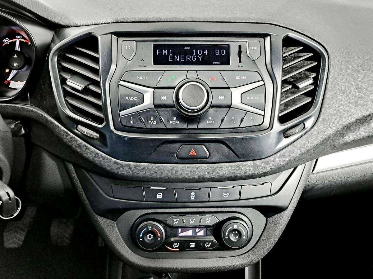 Lada (ВАЗ) Vesta, 2019 Фото №13