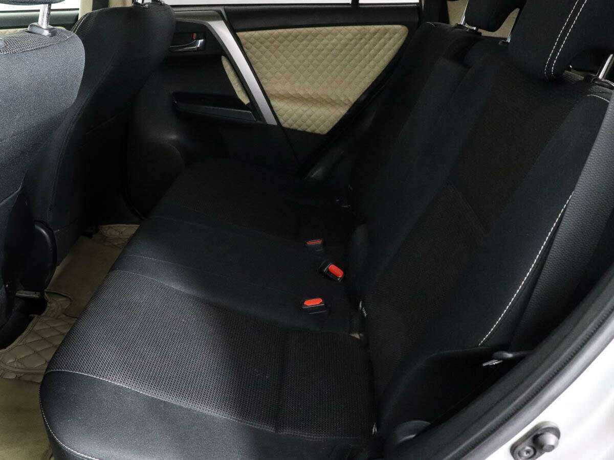 Toyota RAV4, 2016 Фото №8