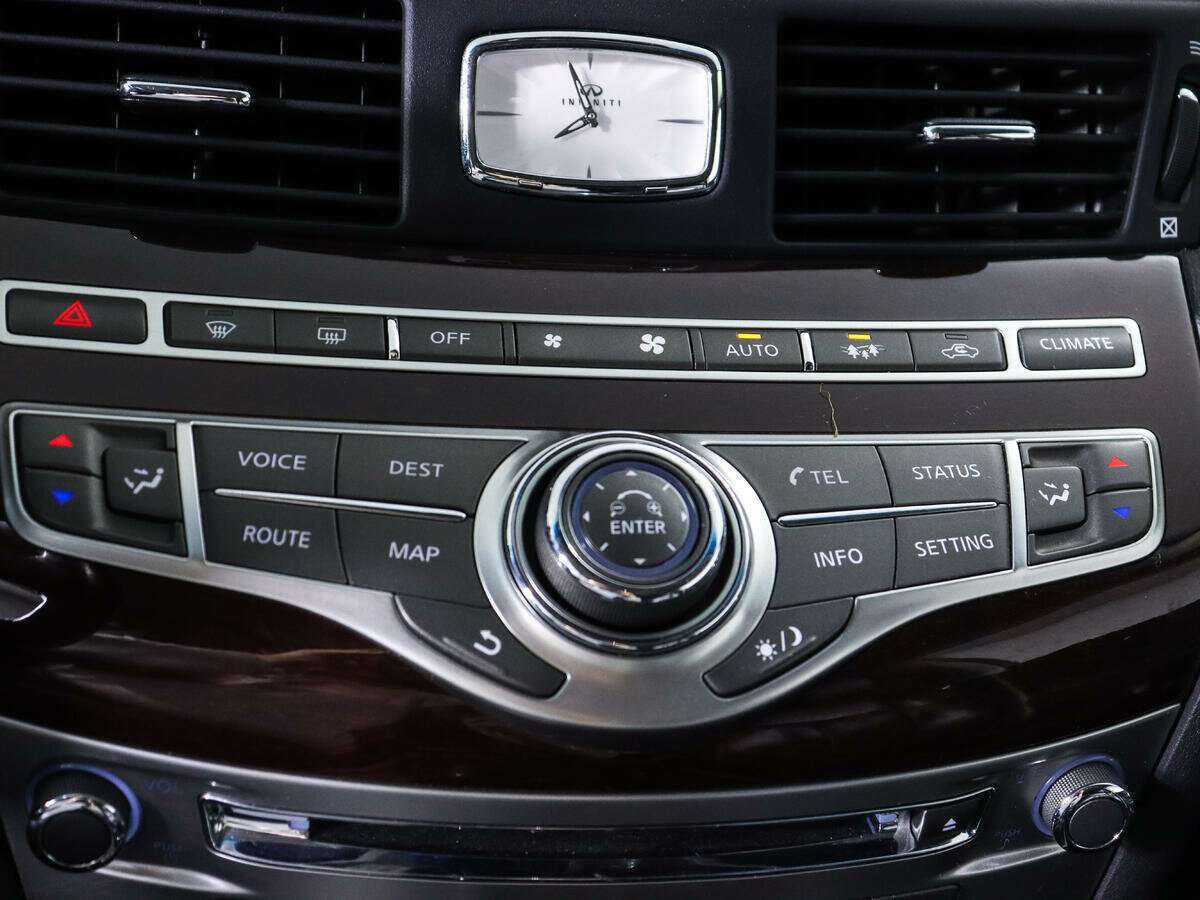 Infiniti Q70, 2014 Фото №13