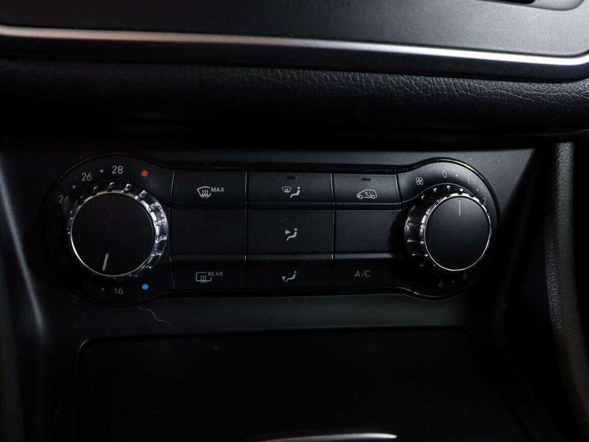 Mercedes-Benz A-Класс 200, 2013 Фото №19