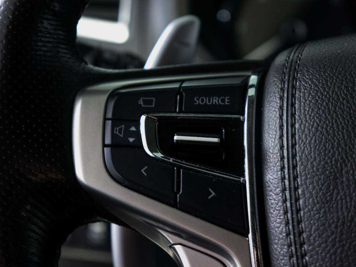 Mitsubishi Pajero Sport, 2018 Фото №22