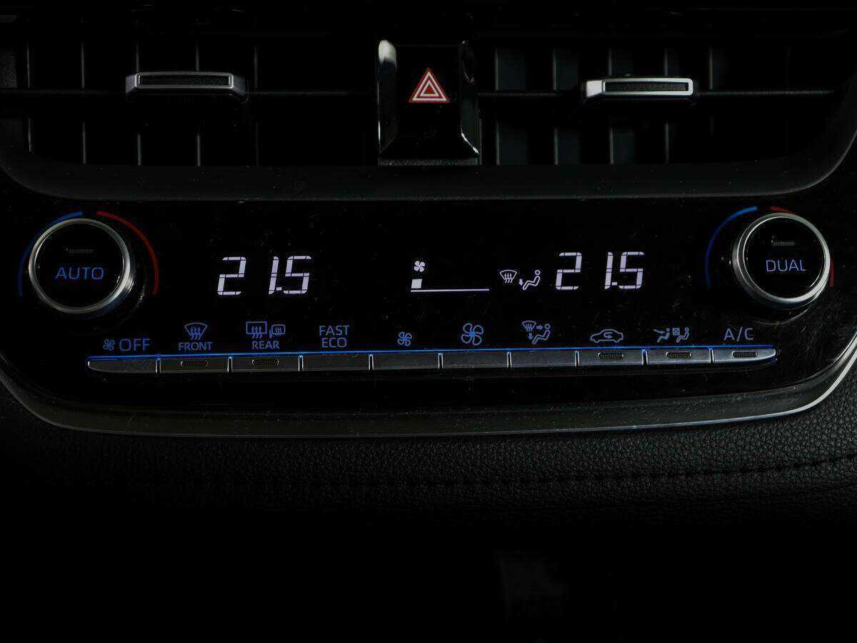 Toyota Corolla, 2019 Фото №18