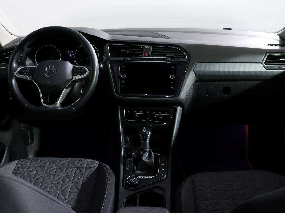 Volkswagen Tiguan, 2020 Фото №12