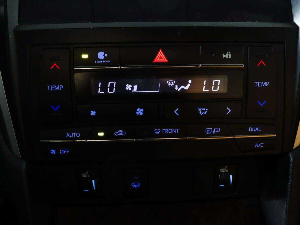 Toyota Camry, 2016 Фото №17