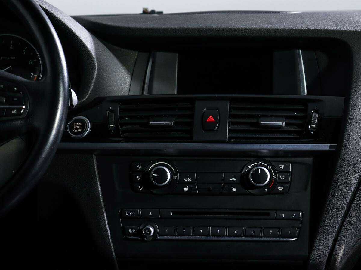 BMW X3 20i xDrive, 2015 Фото №12