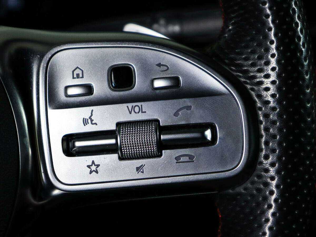 Mercedes-Benz A-Класс 200, 2020 Фото №17