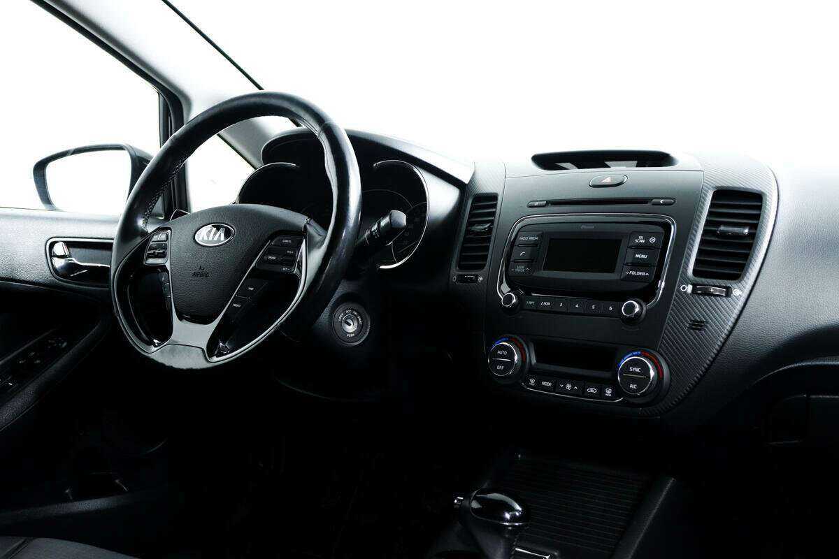 Kia Cerato, 2018 Фото №8