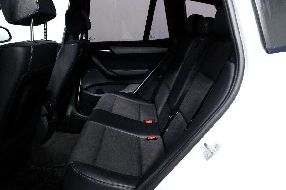 BMW X3 20i xDrive, 2016 Фото №12