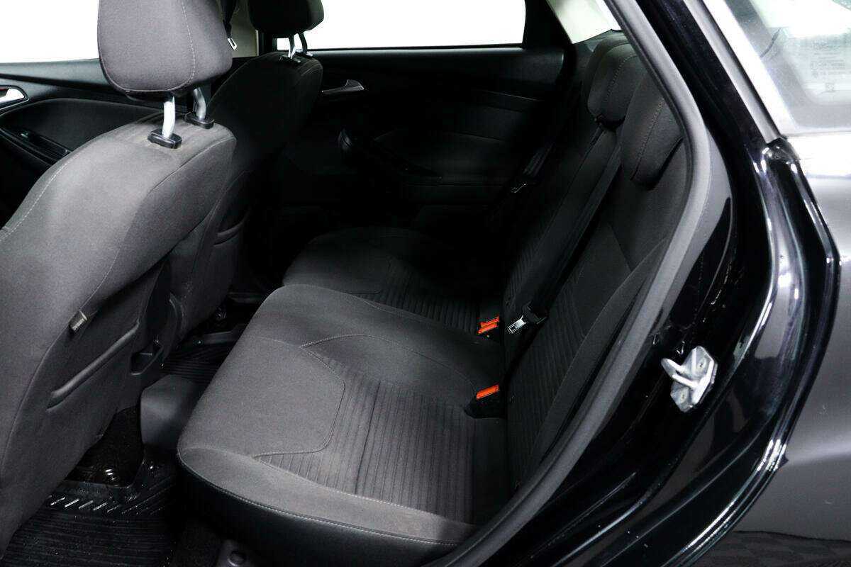 Ford Focus, 2018 Фото №12