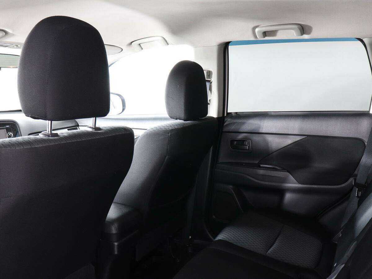 Mitsubishi Outlander, 2015 Фото №12