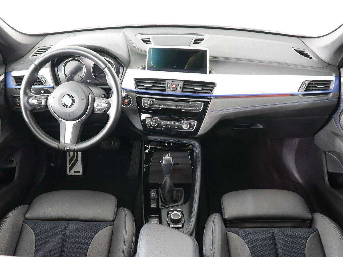 BMW X1 18d xDrive, 2020 Фото №6
