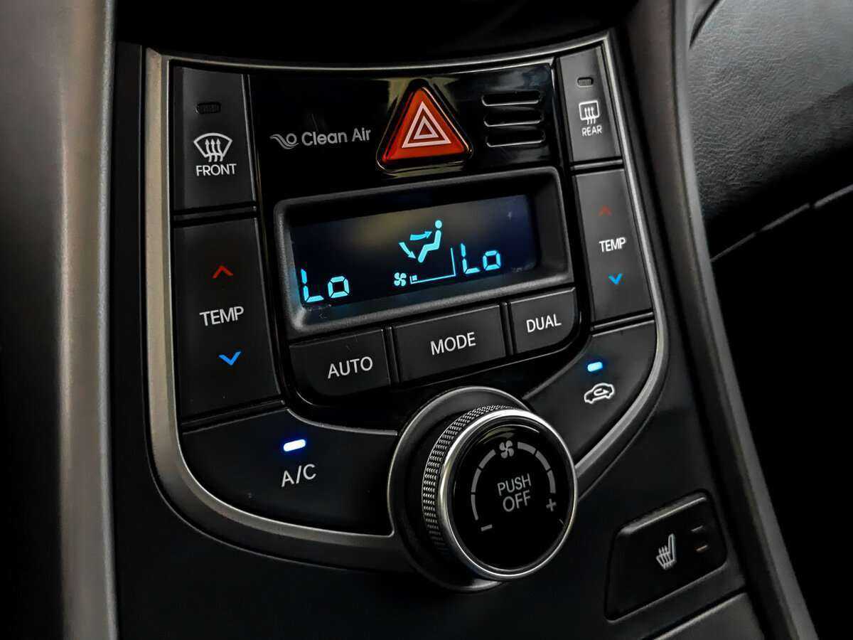 Hyundai Elantra, 2014 Фото №21