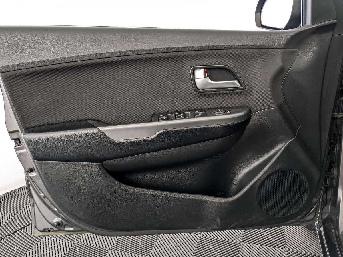 Kia Rio, 2016 Фото №16