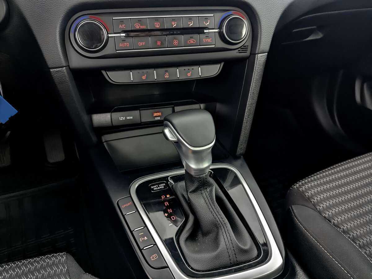 Kia Ceed, 2022 Фото №22