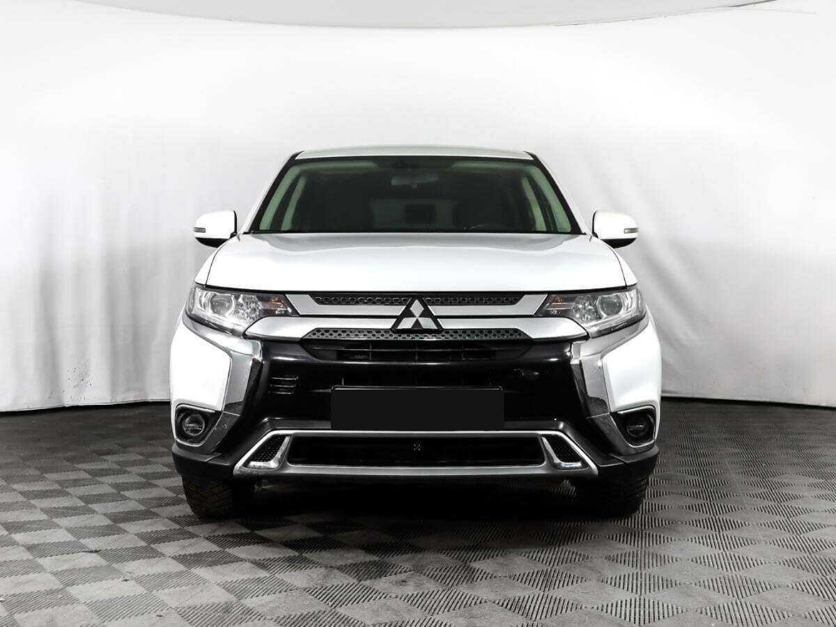 Mitsubishi Outlander, 2018 - 92 560 км. | Фото №2