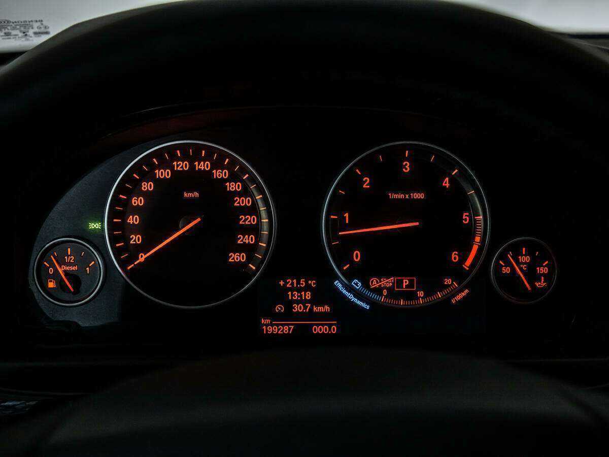 BMW 5 серии 530d, 2014 Фото №10