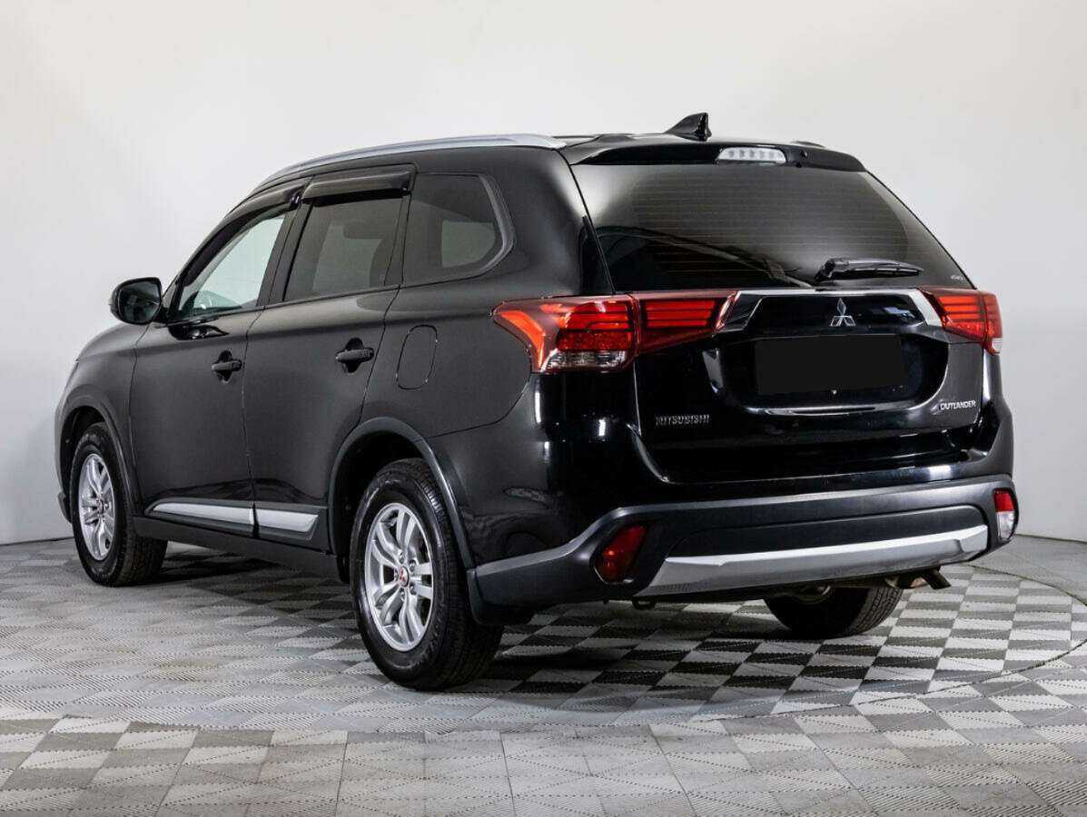 Mitsubishi Outlander, 2017 - 85 340 км. | Фото №6