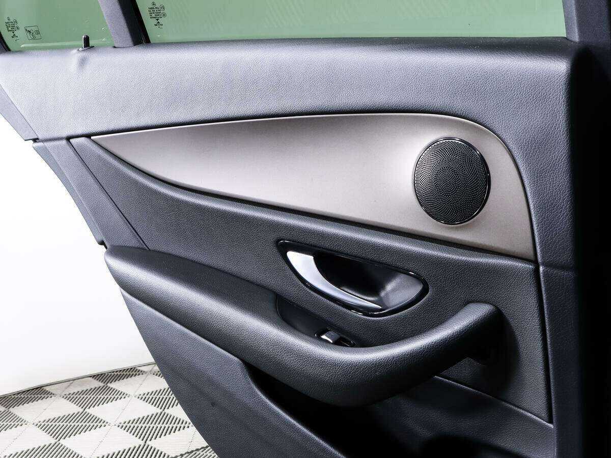 Mercedes-Benz E-Класс 220 d, 2016 Фото №17