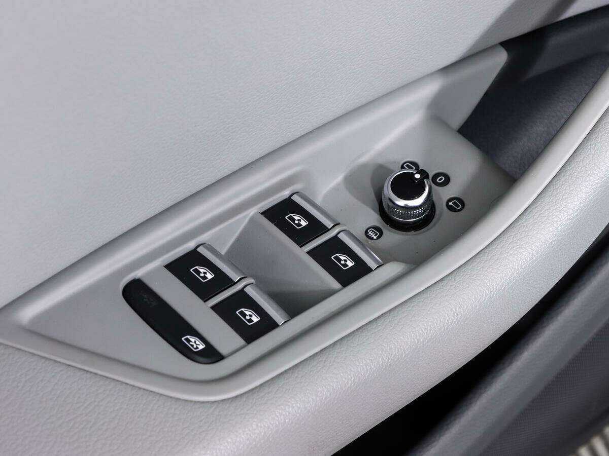 Audi A4, 2019 Фото №16