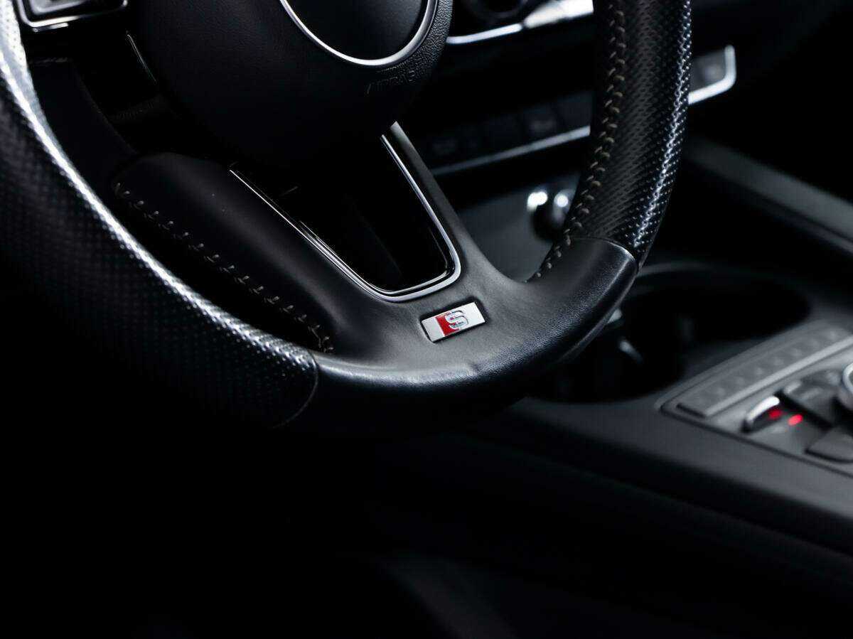 Audi A4, 2019 Фото №17