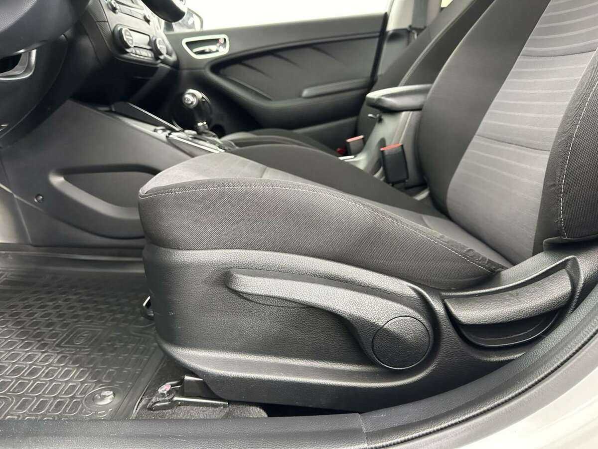 Kia Cerato, 2017 Фото №10