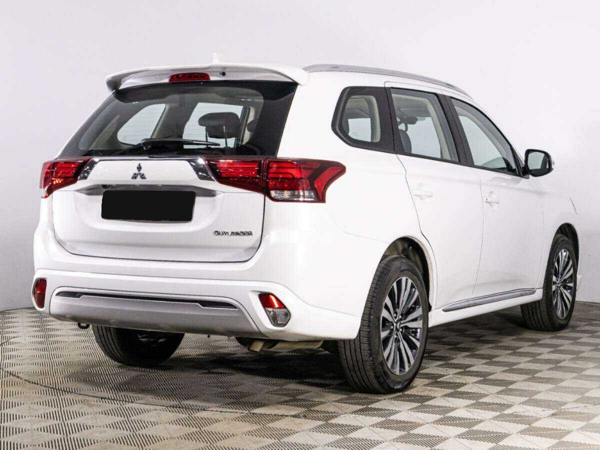 Mitsubishi Outlander, 2022 - 35 240 км. | Фото №4