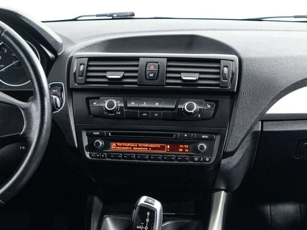 BMW 1 серии 116i, 2012 Фото №13