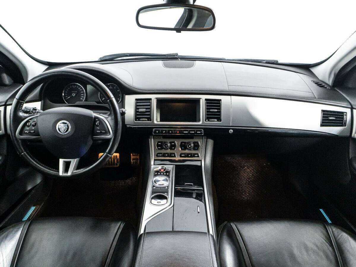 Jaguar XF, 2013 Фото №13